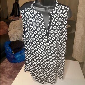 Worthington Black and White Geometric Women's Top size 2X